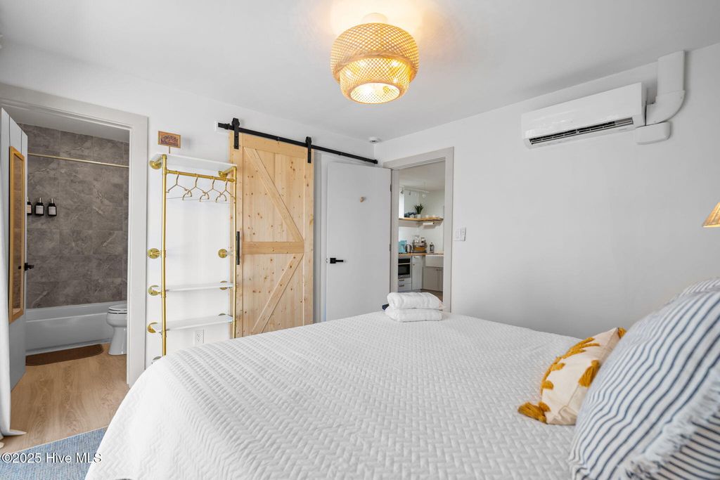 Image 15 of property listing at 1603 Lake Park Boulevard S, Carolina Beach, NC 28428