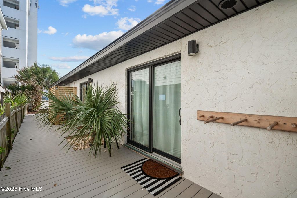 Image 32 of property listing at 1603 Lake Park Boulevard S, Carolina Beach, NC 28428