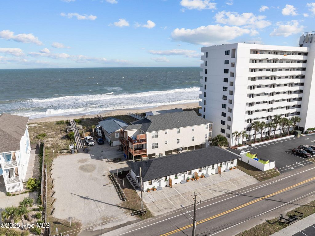 Image 74 of property listing at 1603 Lake Park Boulevard S, Carolina Beach, NC 28428