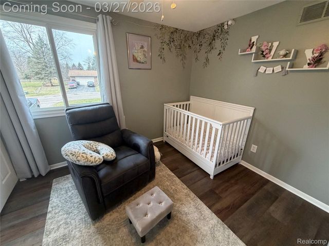 3067 Covey Hill, Oxford Village, MI 48371