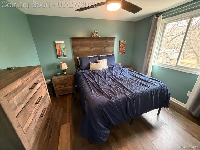 3067 Covey Hill, Oxford Village, MI 48371