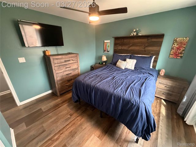 3067 Covey Hill, Oxford Village, MI 48371