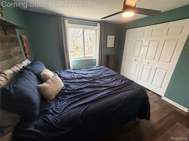 3067 Covey Hill, Oxford Village, MI 48371