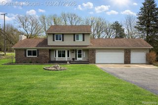 3067 Covey Hill, Oxford Village, MI 48371