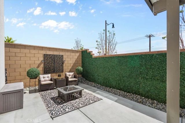 4961 Bay Laurel, Fontana, CA 92336