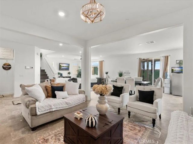4961 Bay Laurel, Fontana, CA 92336