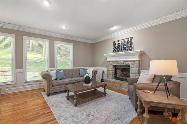 7618 Constance Street, Lenexa, KS 66216