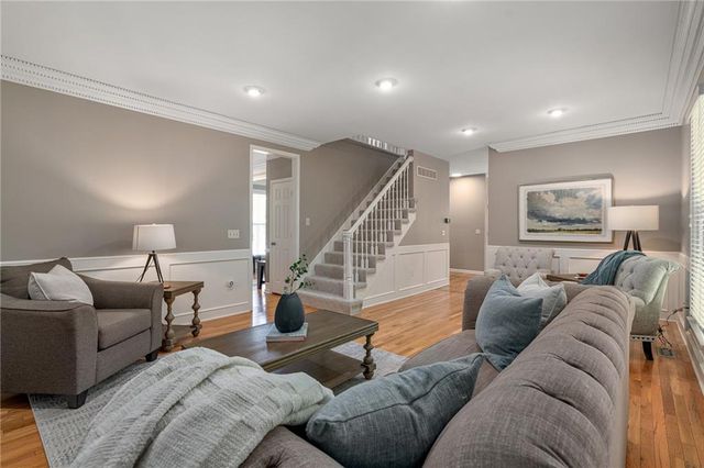 7618 Constance Street, Lenexa, KS 66216