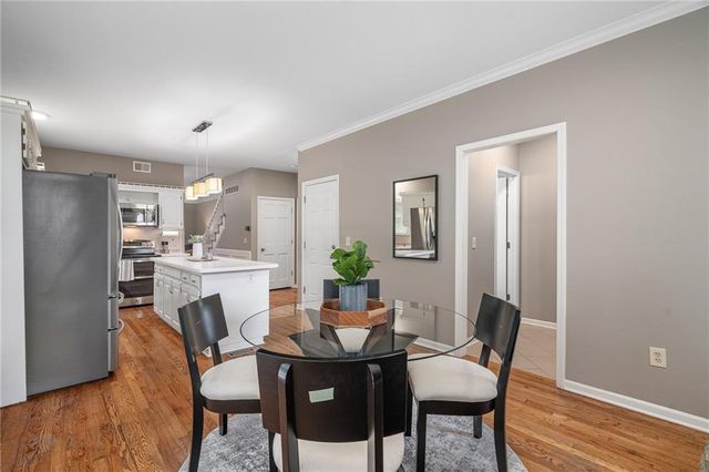 7618 Constance Street, Lenexa, KS 66216