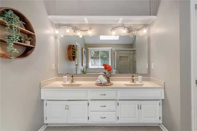 7618 Constance Street, Lenexa, KS 66216
