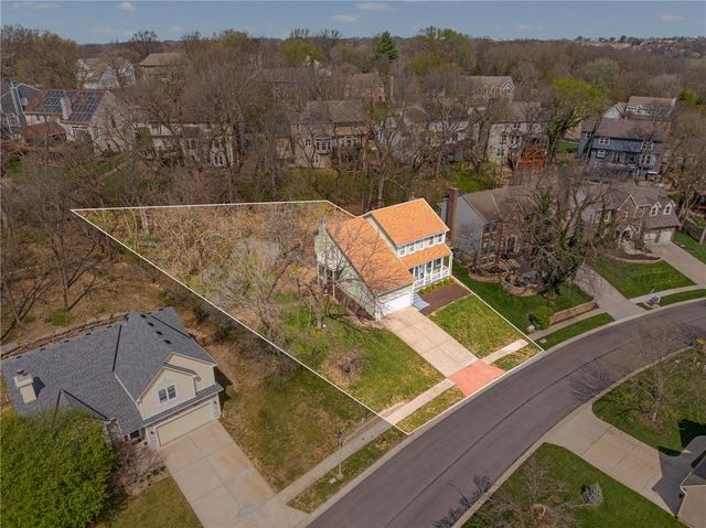7618 Constance Street, Lenexa, KS 66216