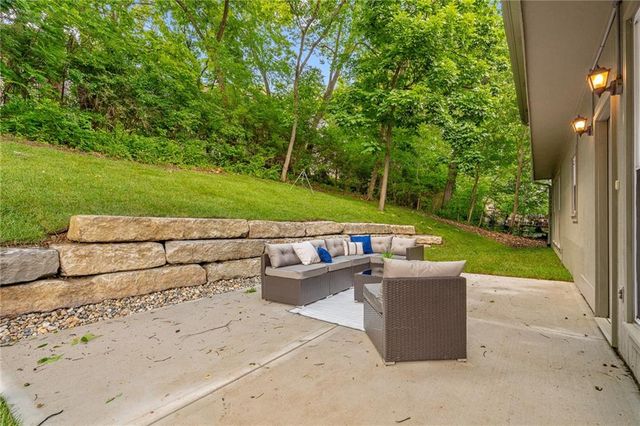 7618 Constance Street, Lenexa, KS 66216