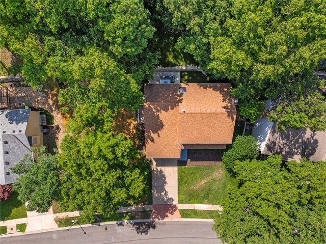 7618 Constance Street, Lenexa, KS 66216