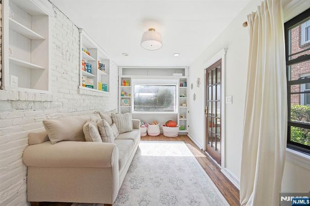 23 Park Drive, Nutley, NJ 07110