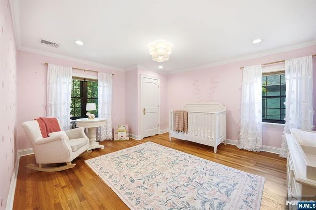 23 Park Drive, Nutley, NJ 07110