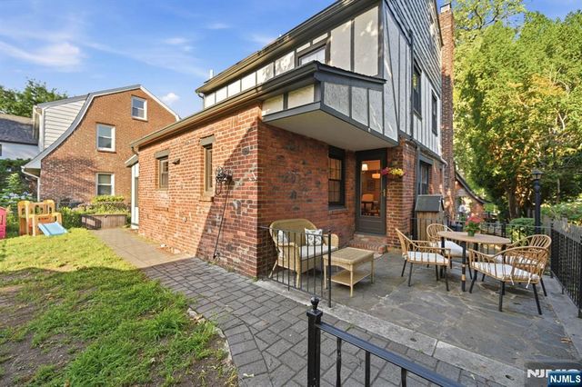 23 Park Drive, Nutley, NJ 07110