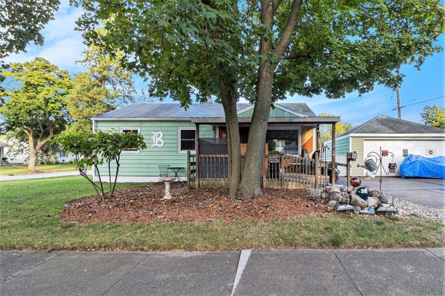 2901 Palmer Street, Lansing City, MI 48910