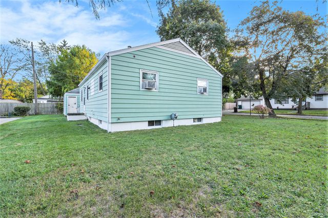 2901 Palmer Street, Lansing City, MI 48910