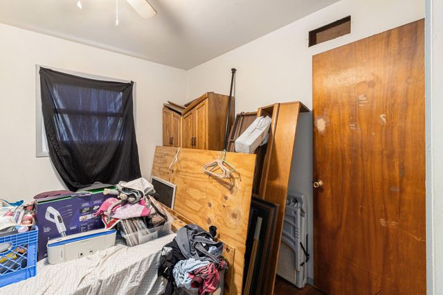 2901 Palmer Street, Lansing City, MI 48910