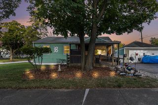 2901 Palmer Street, Lansing City, MI 48910