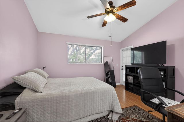 4 Vía De Casas Sur 202, Boynton Beach, FL 33426