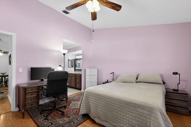 4 Vía De Casas Sur 202, Boynton Beach, FL 33426