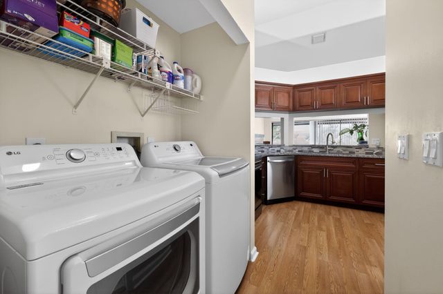 4 Vía De Casas Sur 202, Boynton Beach, FL 33426