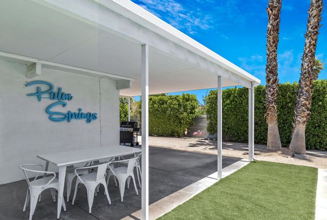483 E Francis Drive, Palm Springs, CA 92262
