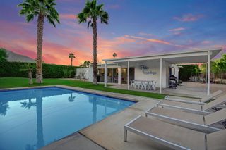 483 E Francis Drive, Palm Springs, CA 92262