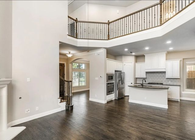 5215 Wakefield Drive, Irving, TX 75038