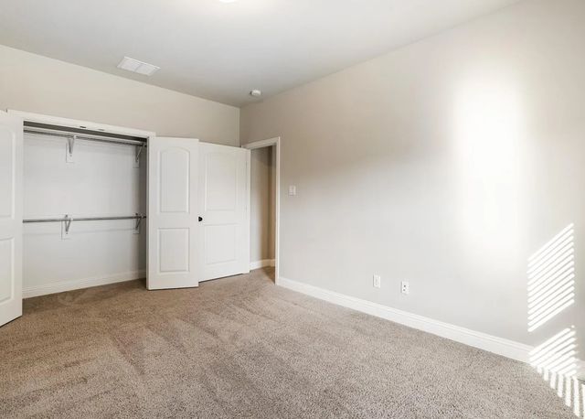 5215 Wakefield Drive, Irving, TX 75038