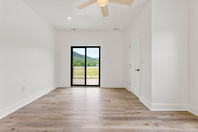 138 Hickory Grove Lane, Stanton, KY 40380