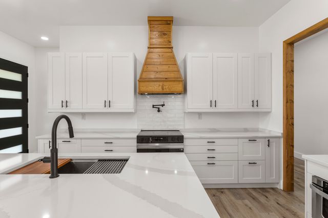 138 Hickory Grove Lane, Stanton, KY 40380