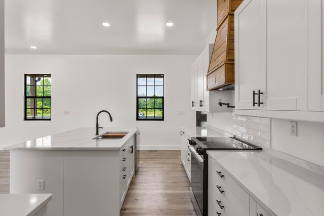 138 Hickory Grove Lane, Stanton, KY 40380