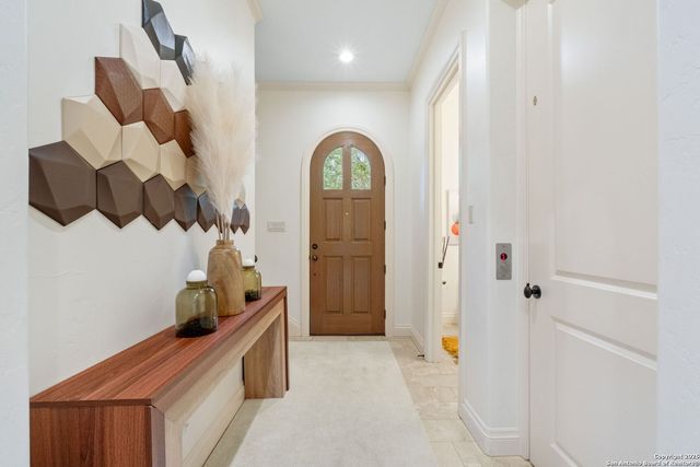 205 Hubbard St Apt 2, San Antonio, TX 78209