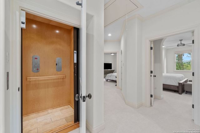 205 Hubbard St Apt 2, San Antonio, TX 78209