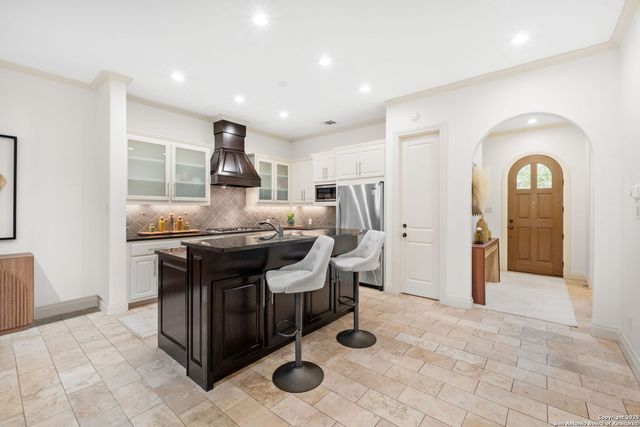 205 Hubbard St Apt 2, San Antonio, TX 78209