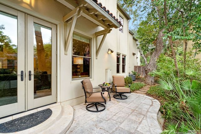 205 Hubbard St Apt 2, San Antonio, TX 78209