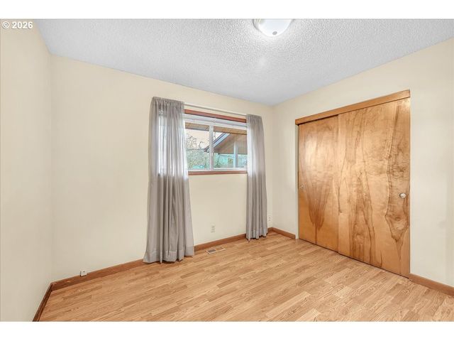 2775 Sw 182ND Ave, Beaverton, OR 97006