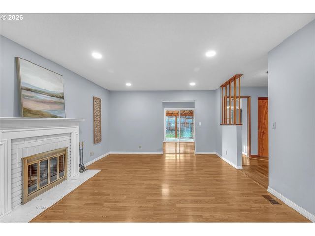 2775 Sw 182ND Ave, Beaverton, OR 97006