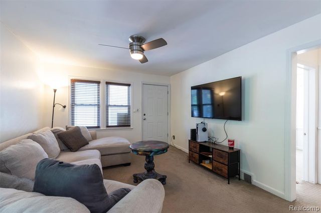 315 Brain Avenue, Belleville, MI 48111