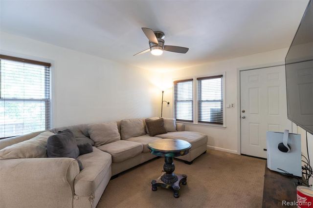 315 Brain Avenue, Belleville, MI 48111