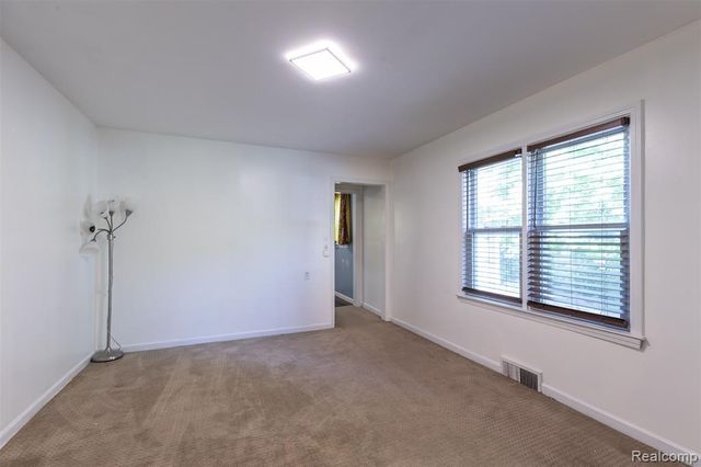 315 Brain Avenue, Belleville, MI 48111