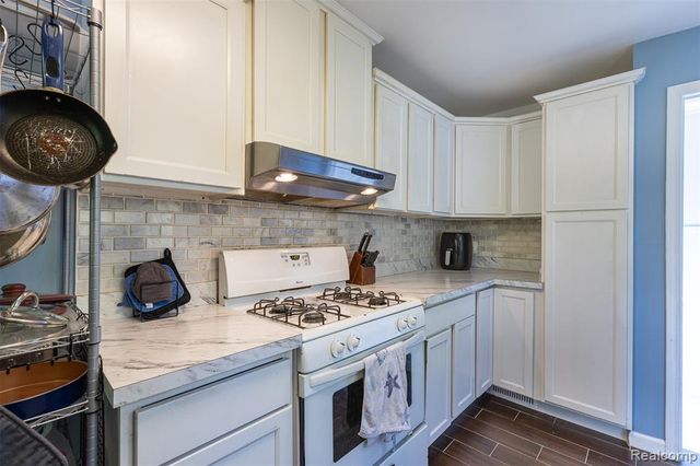 315 Brain Avenue, Belleville, MI 48111