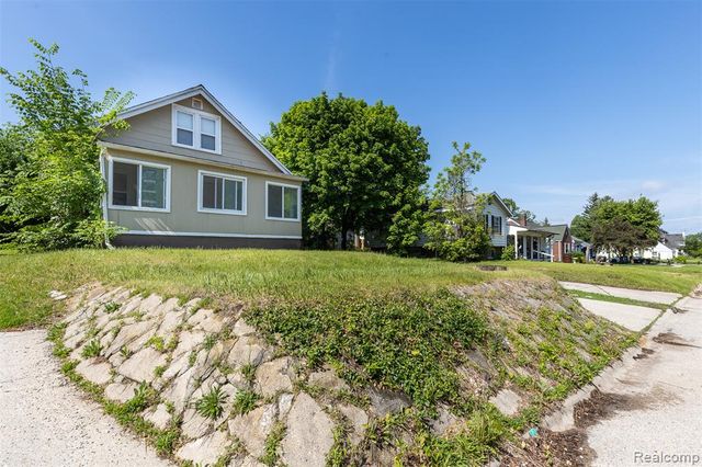 315 Brain Avenue, Belleville, MI 48111
