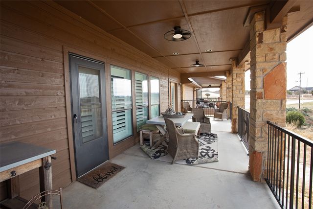 1204 Eagle Point, Graford, TX 76449