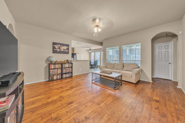 605 E Ross Street, Rockwall, TX 75087