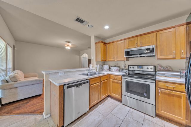 605 E Ross Street, Rockwall, TX 75087