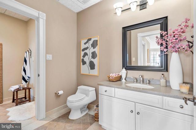 131 HARBOURTON WOODSVILLE RD, Lambertville, NJ 08530