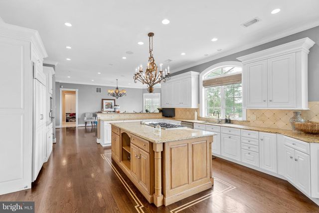 131 HARBOURTON WOODSVILLE RD, Lambertville, NJ 08530